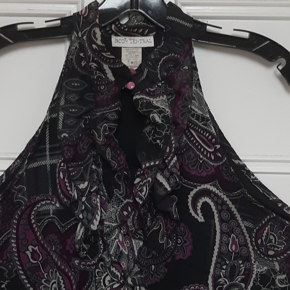 Body Central Women's Sleeveless Blouse - Picture 4 of 6